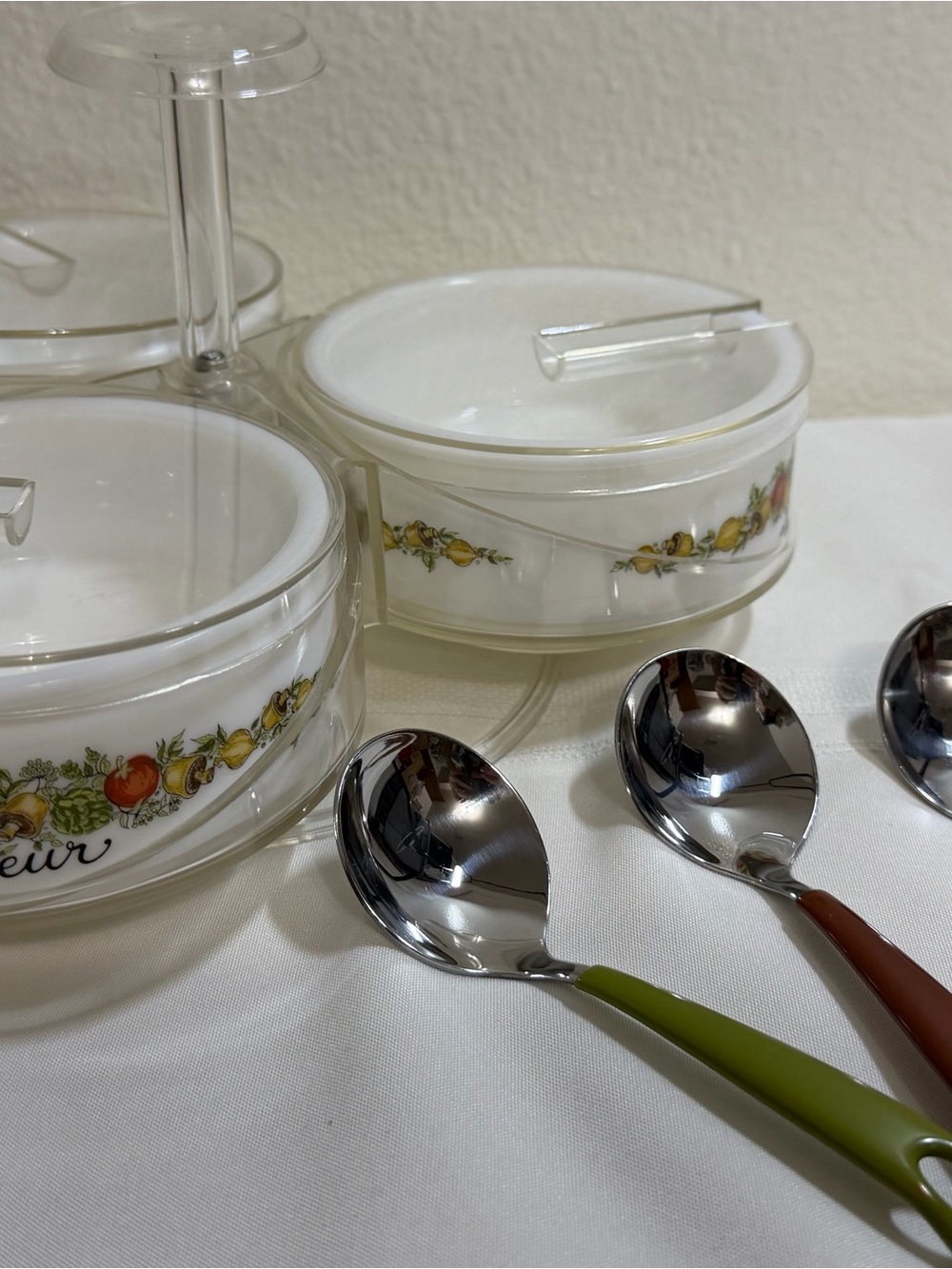 Le Serveur Dip Condiment Bowls Spice of Life Set With Rotating Tray Lids Spoons